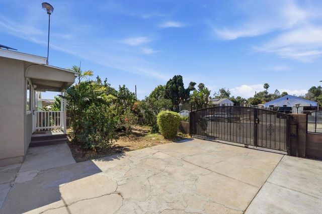 223 Zenith Street, Chula Vista, CA 91911