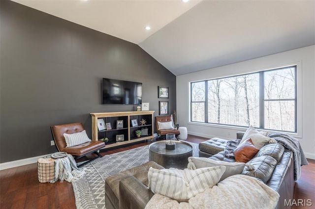 224 Timber Way Drive, Poplar Bluff, MO 63901