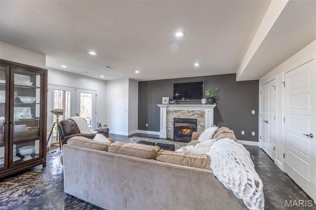 224 Timber Way Drive, Poplar Bluff, MO 63901