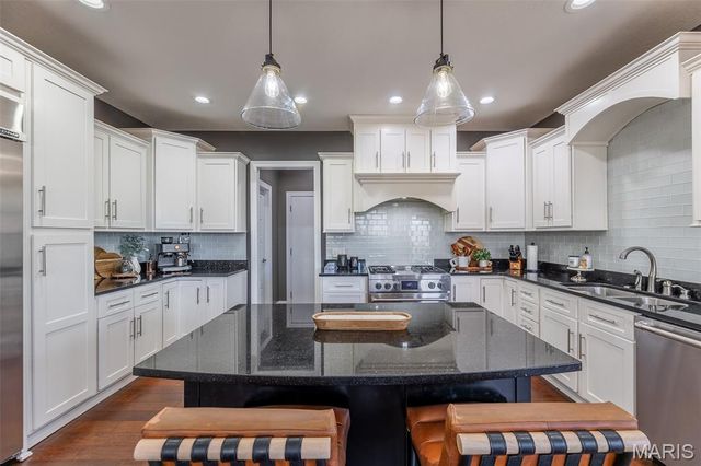 224 Timber Way Drive, Poplar Bluff, MO 63901