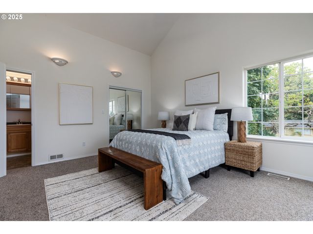 59941 WINDY RIDGE Dr, St Helens, OR 97051