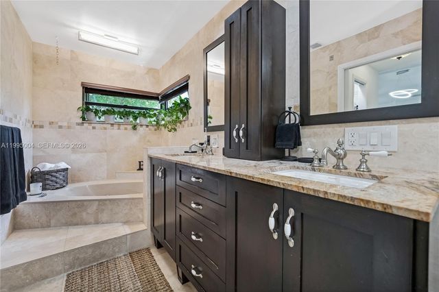 9600 NW 18th St 0, Plantation, FL 33322
