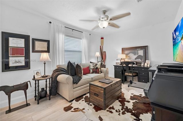9600 NW 18th St 0, Plantation, FL 33322