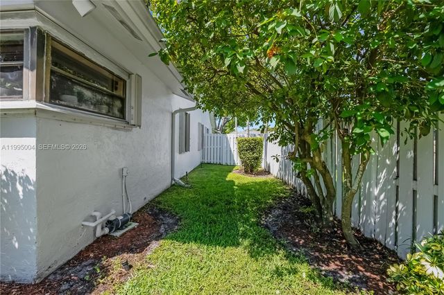 9600 NW 18th St 0, Plantation, FL 33322