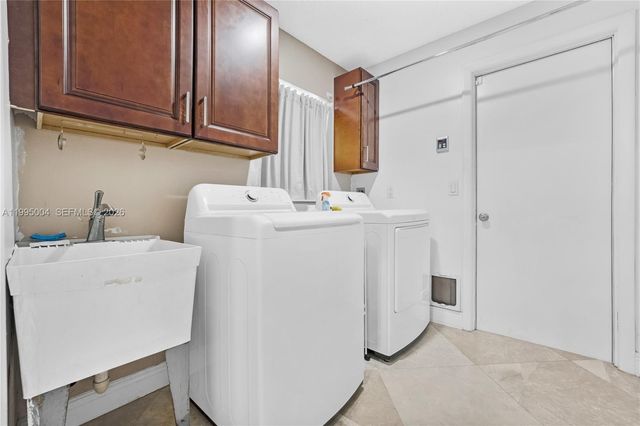 9600 NW 18th St 0, Plantation, FL 33322