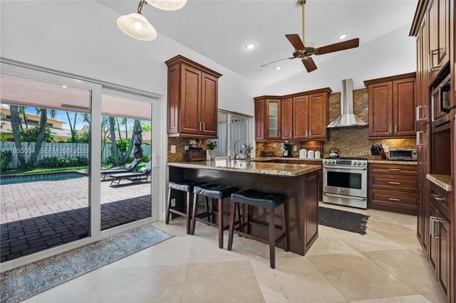 9600 NW 18th St 0, Plantation, FL 33322