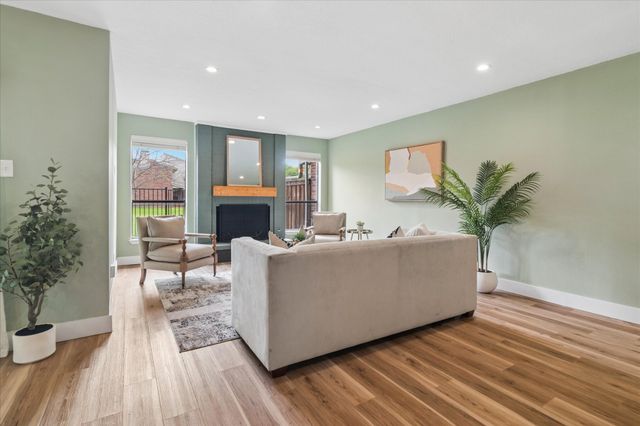 12232 Montego Plaza, Dallas, TX 75230