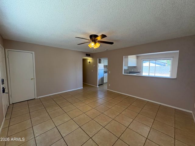 11605 N 58TH Avenue, Glendale, AZ 85304
