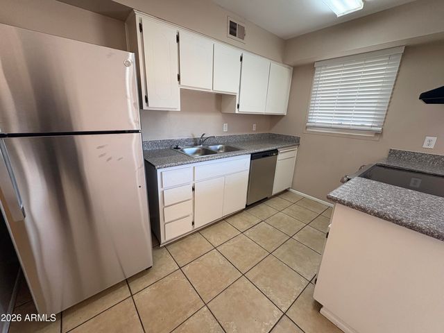 11605 N 58TH Avenue, Glendale, AZ 85304