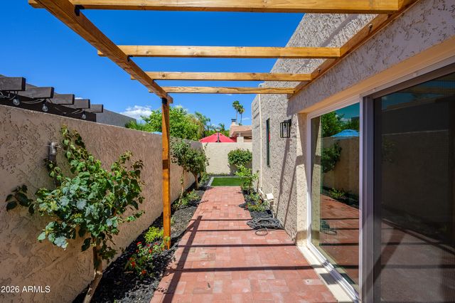 7702 N VIA CAMELLO DEL NORTE --, Scottsdale, AZ 85258