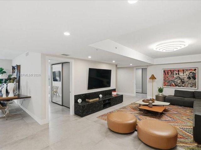 330 Sunny Isles Blvd 5-2404, Sunny Isles Beach, FL 33160