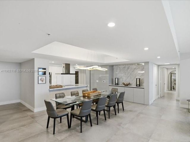 330 Sunny Isles Blvd 5-2404, Sunny Isles Beach, FL 33160