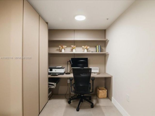 330 Sunny Isles Blvd 5-2404, Sunny Isles Beach, FL 33160