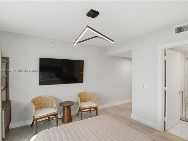 330 Sunny Isles Blvd 5-2404, Sunny Isles Beach, FL 33160