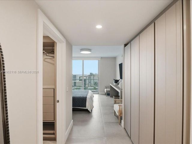 330 Sunny Isles Blvd 5-2404, Sunny Isles Beach, FL 33160