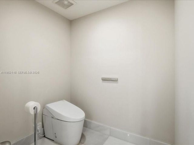 330 Sunny Isles Blvd 5-2404, Sunny Isles Beach, FL 33160