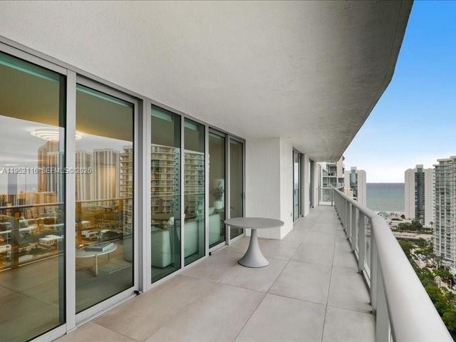330 Sunny Isles Blvd 5-2404, Sunny Isles Beach, FL 33160