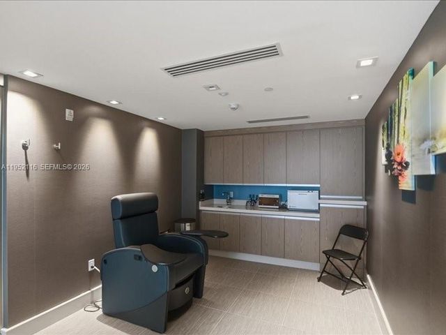 330 Sunny Isles Blvd 5-2404, Sunny Isles Beach, FL 33160