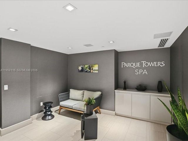 330 Sunny Isles Blvd 5-2404, Sunny Isles Beach, FL 33160