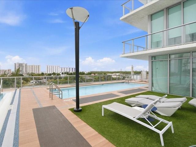 330 Sunny Isles Blvd 5-2404, Sunny Isles Beach, FL 33160
