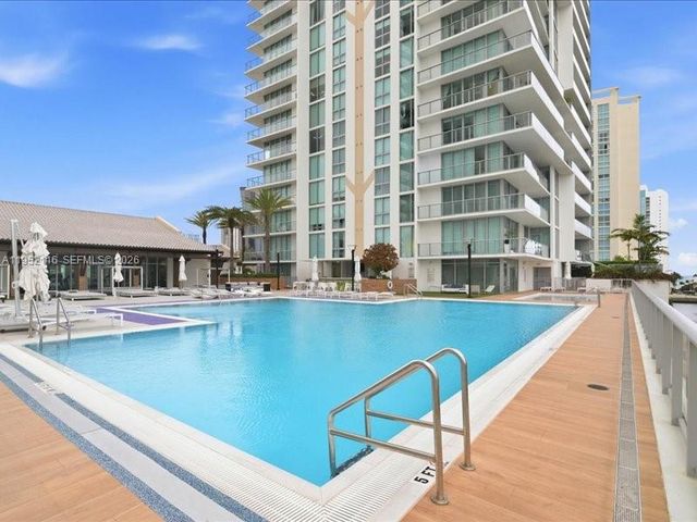 330 Sunny Isles Blvd 5-2404, Sunny Isles Beach, FL 33160