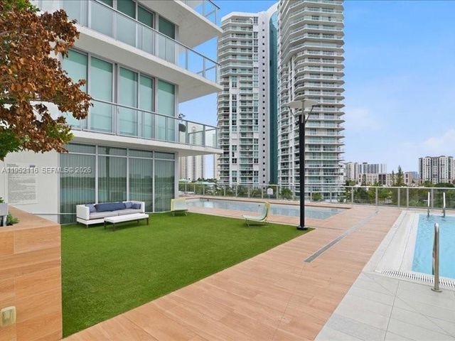 330 Sunny Isles Blvd 5-2404, Sunny Isles Beach, FL 33160