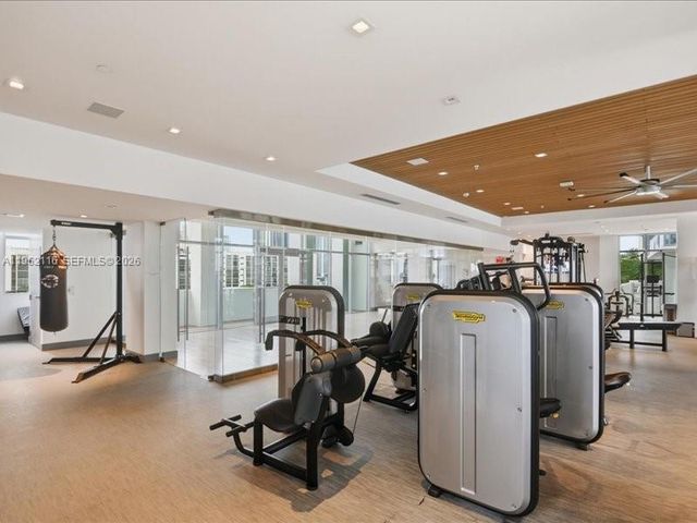 330 Sunny Isles Blvd 5-2404, Sunny Isles Beach, FL 33160