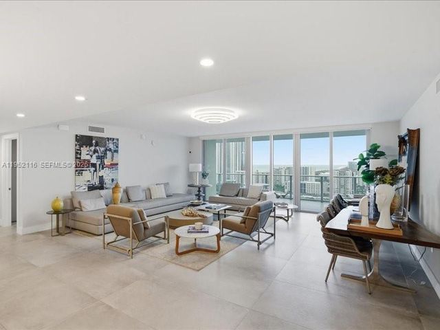 330 Sunny Isles Blvd 5-2404, Sunny Isles Beach, FL 33160