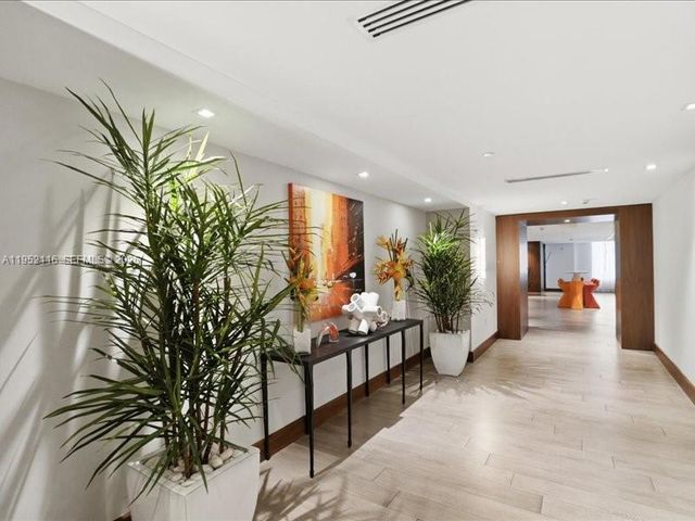 330 Sunny Isles Blvd 5-2404, Sunny Isles Beach, FL 33160