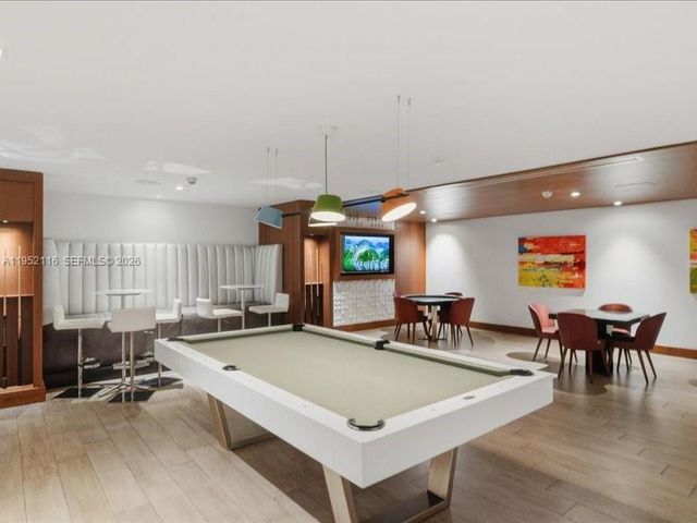 330 Sunny Isles Blvd 5-2404, Sunny Isles Beach, FL 33160