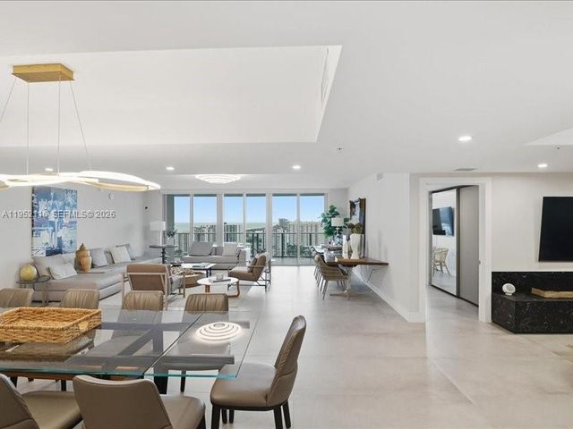 330 Sunny Isles Blvd 5-2404, Sunny Isles Beach, FL 33160