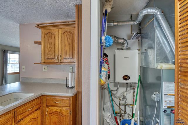 128 MEADE ST, Rapid City, SD 57701