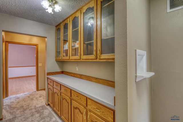 128 MEADE ST, Rapid City, SD 57701