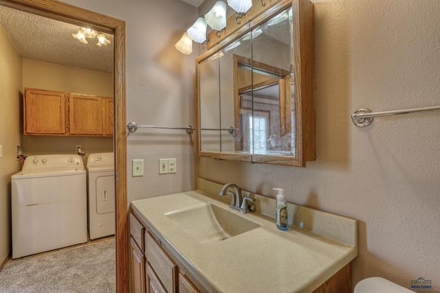 128 MEADE ST, Rapid City, SD 57701