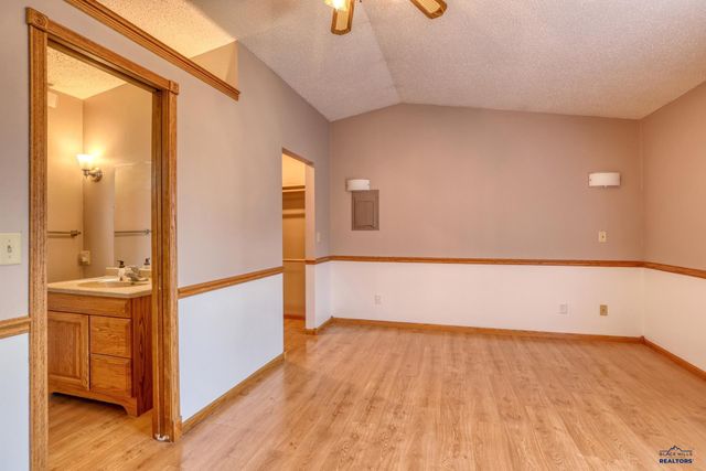 128 MEADE ST, Rapid City, SD 57701