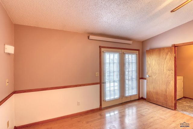 128 MEADE ST, Rapid City, SD 57701