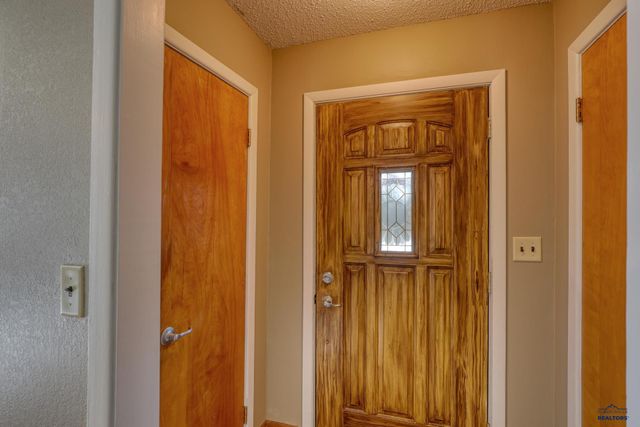 128 MEADE ST, Rapid City, SD 57701