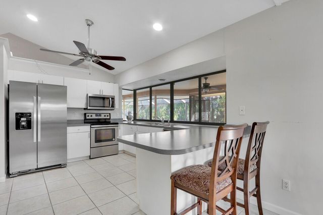 1991 SE Aires Lane, Port St Lucie, FL 34984