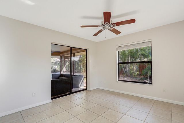 1991 SE Aires Lane, Port St Lucie, FL 34984