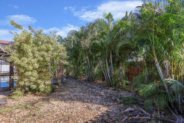 1991 SE Aires Lane, Port St Lucie, FL 34984