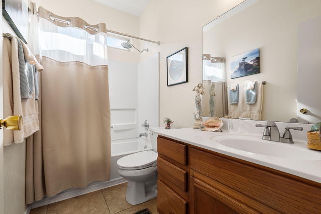 7709 Calle Meseta NE, Albuquerque, NM 87113