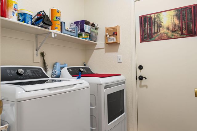 7709 Calle Meseta NE, Albuquerque, NM 87113