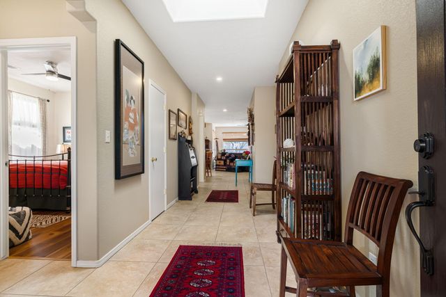 7709 Calle Meseta NE, Albuquerque, NM 87113