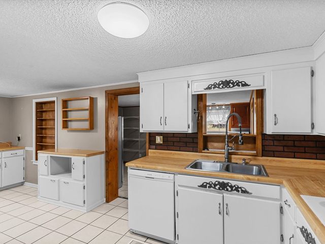 3259 County Road 239, Elba, AL 36323