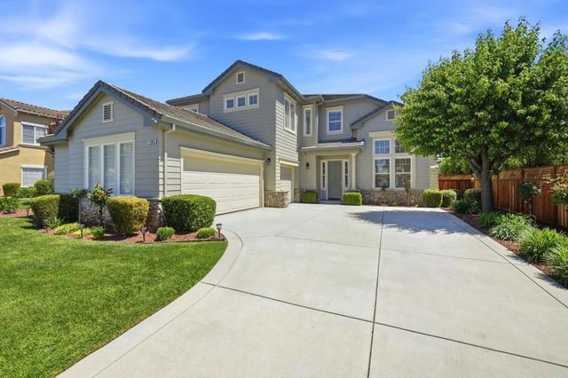 1490 Avenida De Los Padres, Morgan Hill, CA 95037