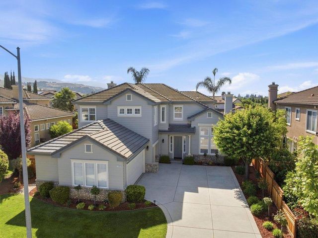 1490 Avenida De Los Padres, Morgan Hill, CA 95037