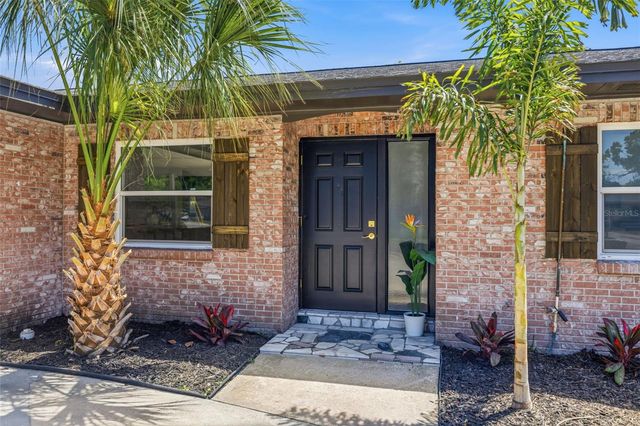 4433 POMPANO DRIVE, Tampa, FL 33617