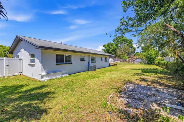 4433 POMPANO DRIVE, Tampa, FL 33617