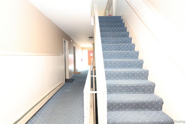 19820 W 12 Mile Road 25, Southfield, MI 48076