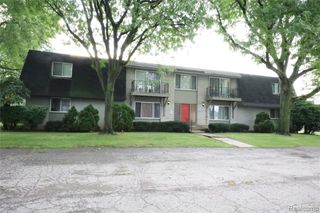 19820 W 12 Mile Road 25, Southfield, MI 48076
